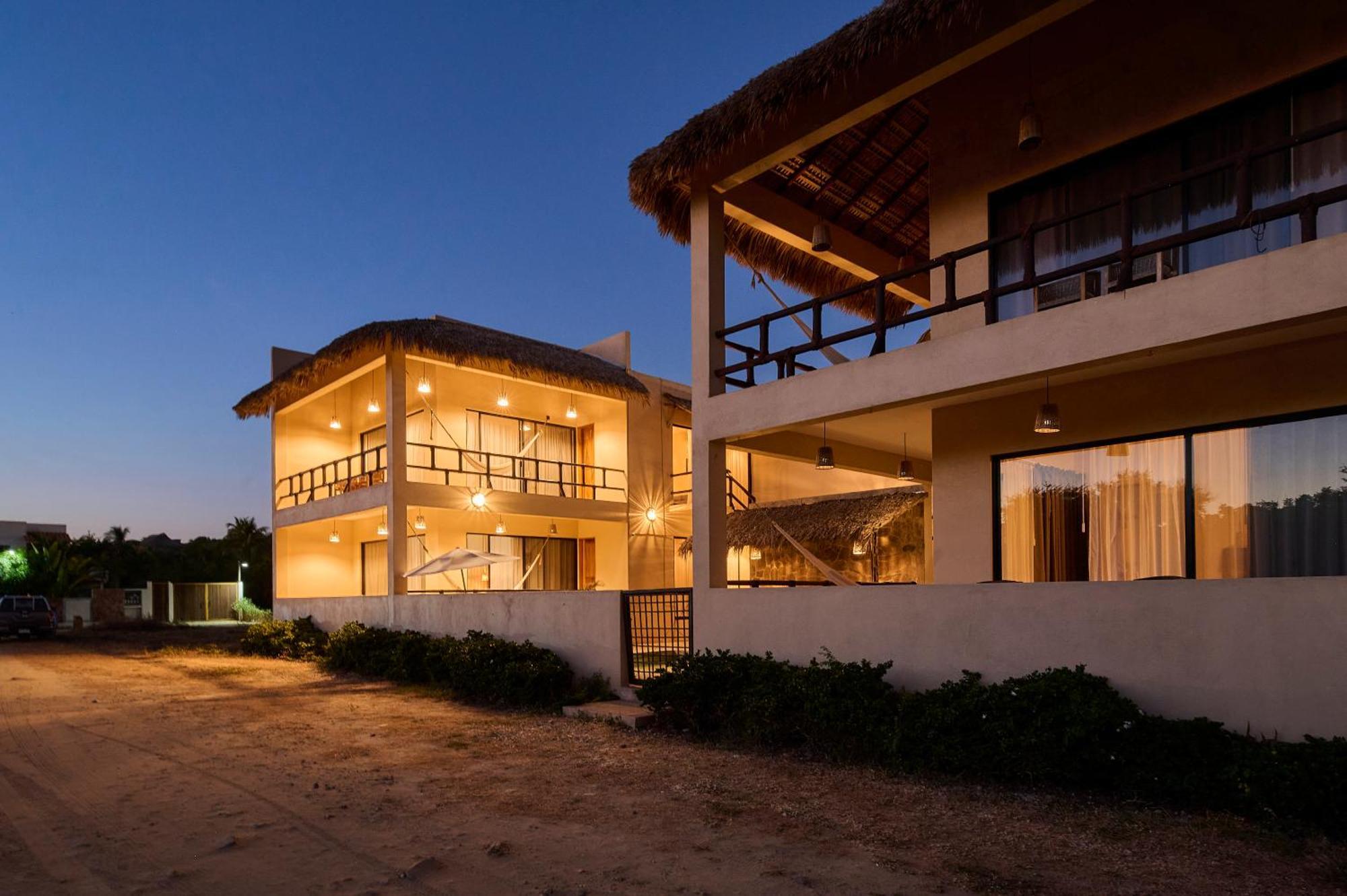 Lya Beach House Santa Maria Colotepec Bagian luar foto