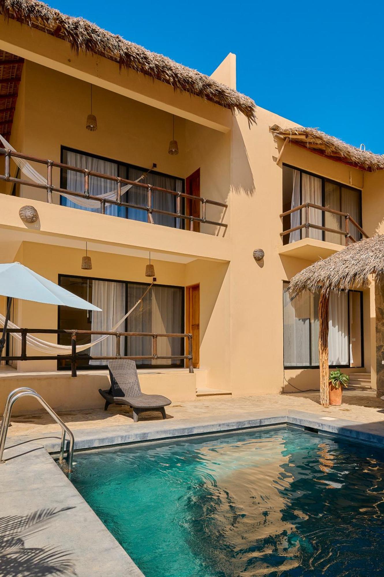 Lya Beach House Santa Maria Colotepec Bagian luar foto