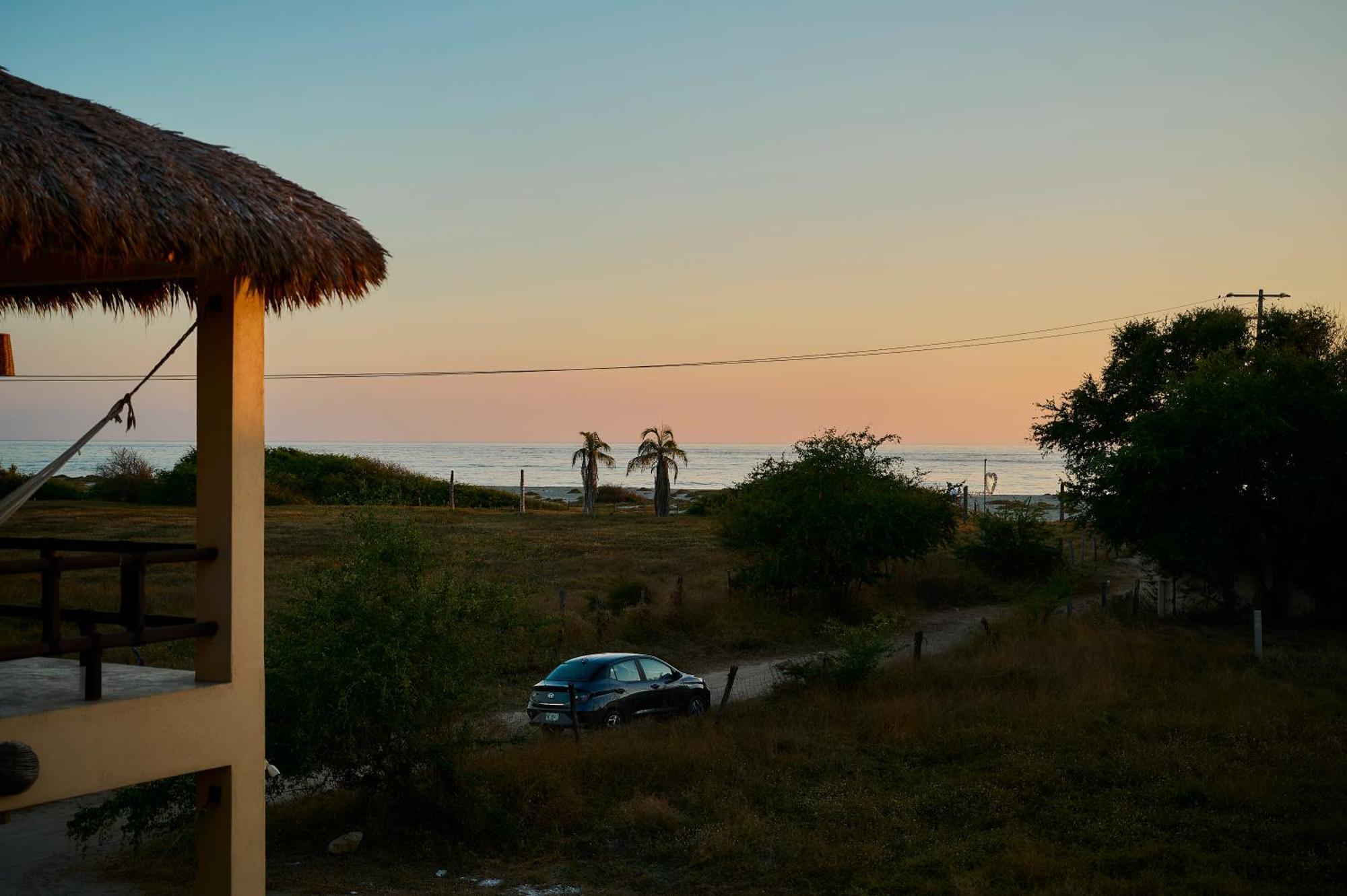 Lya Beach House Santa Maria Colotepec Bagian luar foto